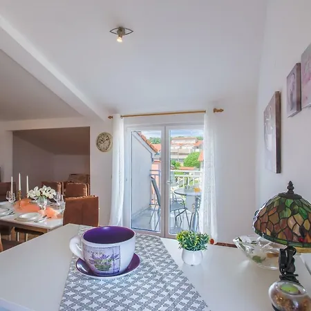 Sole Apartment